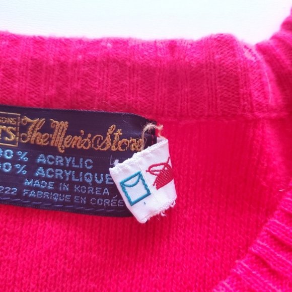 Vintage Red sweater with white navy stripes on sleeve and shoulder, acry… - Picture 10 of 11